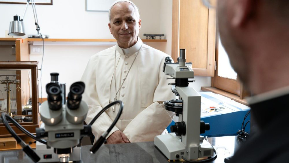 Le foto della visita di Leone XIV alla Specola Vaticana
